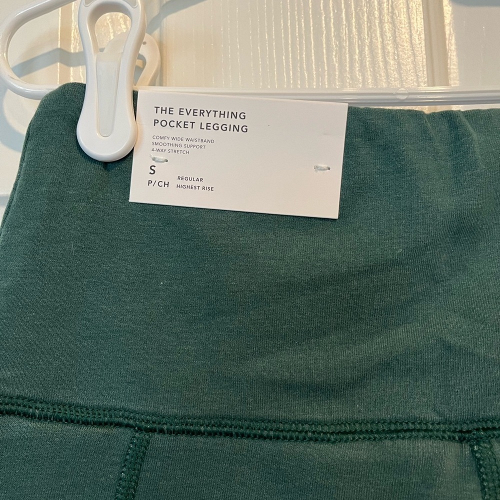 American Eagle Everything Pocket Legging, Green size S, NWT - Picture 7 of 13